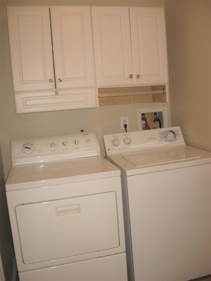 8 Plasic Road, Unit 8 Merrimack, NH 03054 - Photo 7 of 21