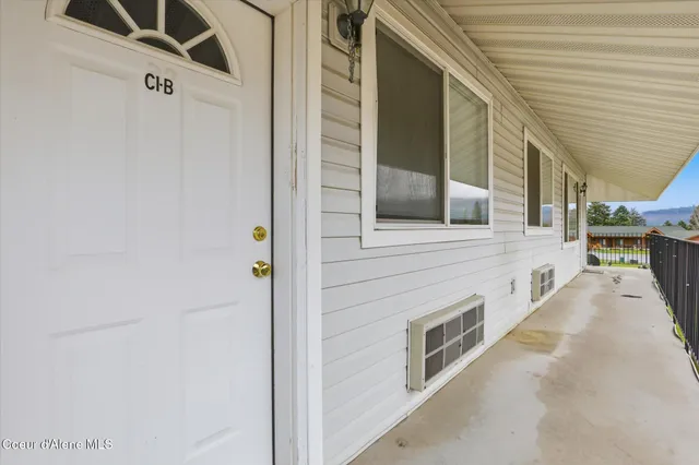 $220,000 | 35 Fairway Drive, Unit C1, Blanchard, ID 83804