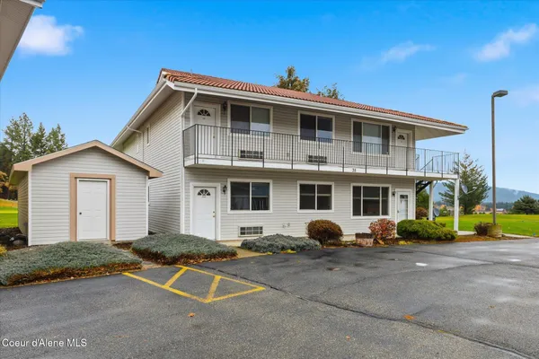 $220,000 | 35 Fairway Drive, Unit C1, Blanchard, ID 83804
