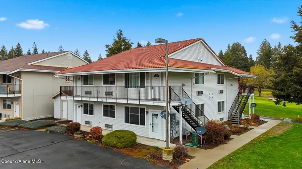 $220,000 | 35 Fairway Drive, Unit C1, Blanchard, ID 83804