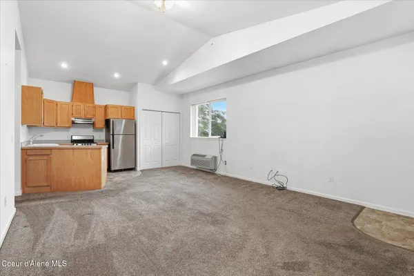 $220,000 | 35 Fairway Drive, Unit C1, Blanchard, ID 83804