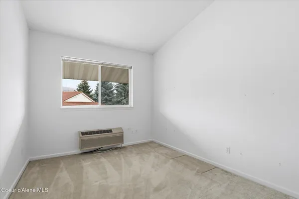 $220,000 | 35 Fairway Drive, Unit C1, Blanchard, ID 83804