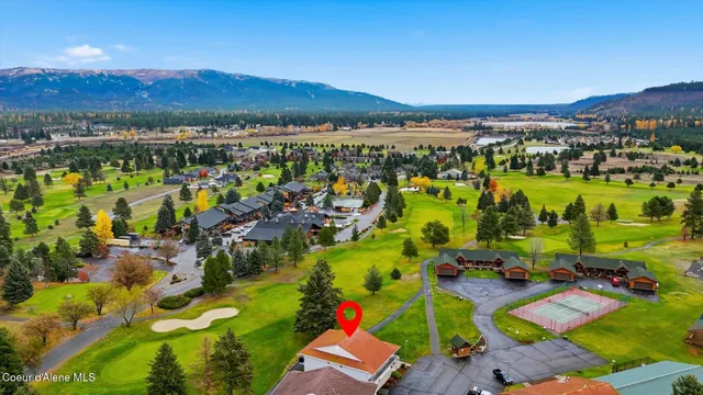 $220,000 | 35 Fairway Drive, Unit C1, Blanchard, ID 83804