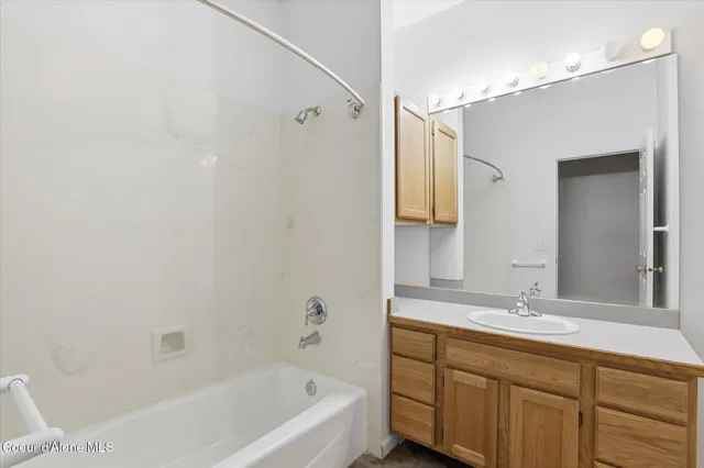 $220,000 | 35 Fairway Drive, Unit C1, Blanchard, ID 83804