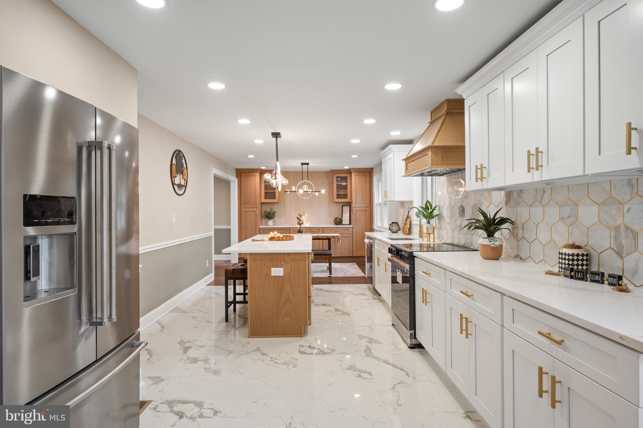 14 Stonebridge Road Cherry Hill, NJ 08003 - Photo 9 of 38