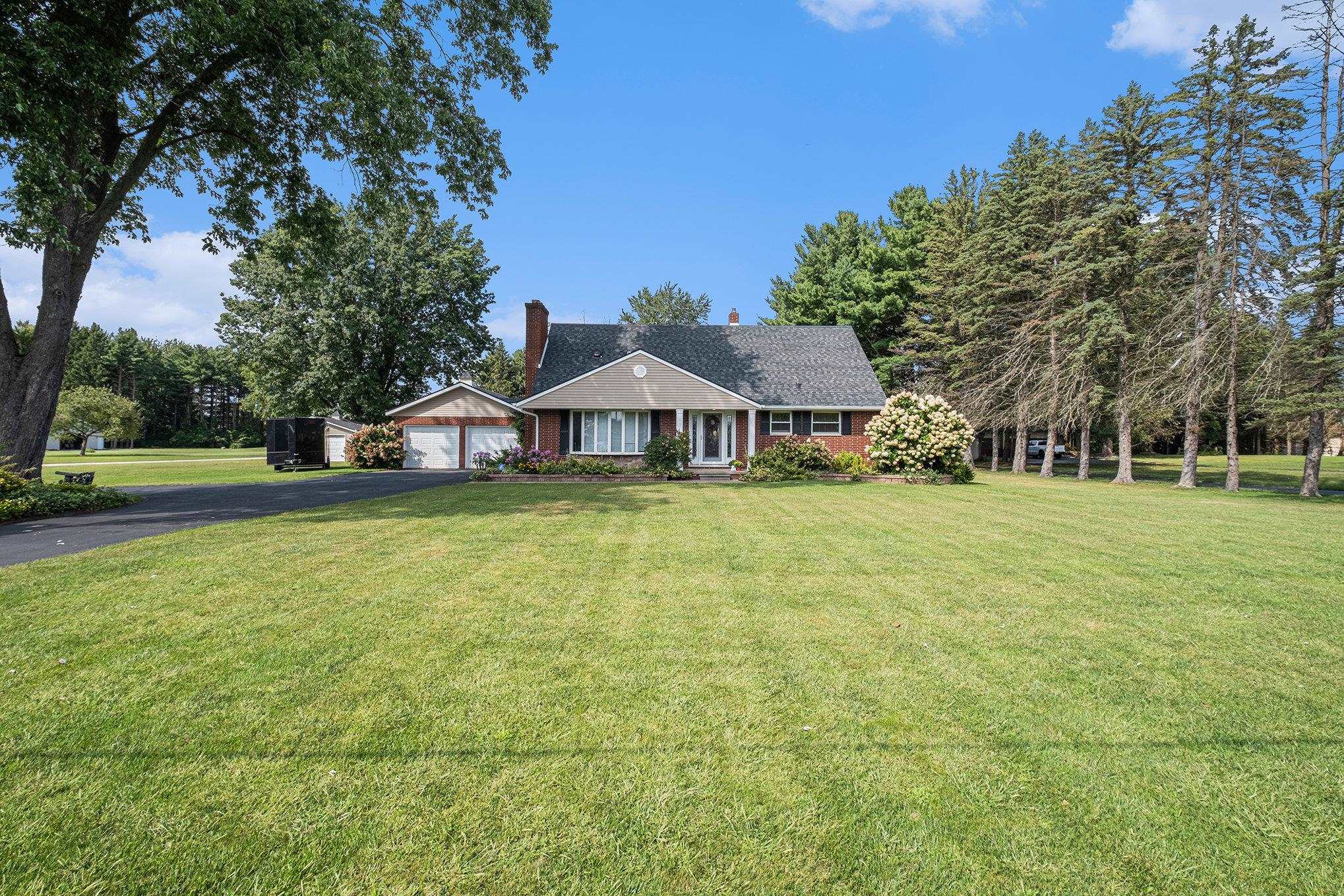 5056 Farrand Road Clio, MI 48420 - Photo 2 of 39 50153342-abe6a685-9aca-4c75-9fc1-cb26b9dafdb1.JPG