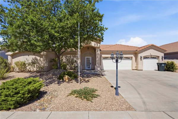 $416,400 | 2061 Buena Vista Drive, Kingman, AZ 86401