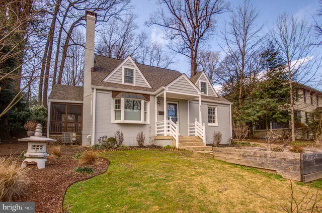 $5,300 | 403 West Rosemary Lane, Falls Church, VA 22046