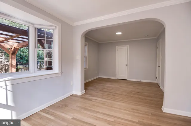 $5,300 | 403 West Rosemary Lane, Falls Church, VA 22046