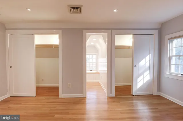 $5,300 | 403 West Rosemary Lane, Falls Church, VA 22046