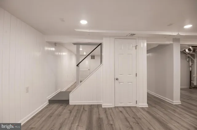 $5,300 | 403 West Rosemary Lane, Falls Church, VA 22046