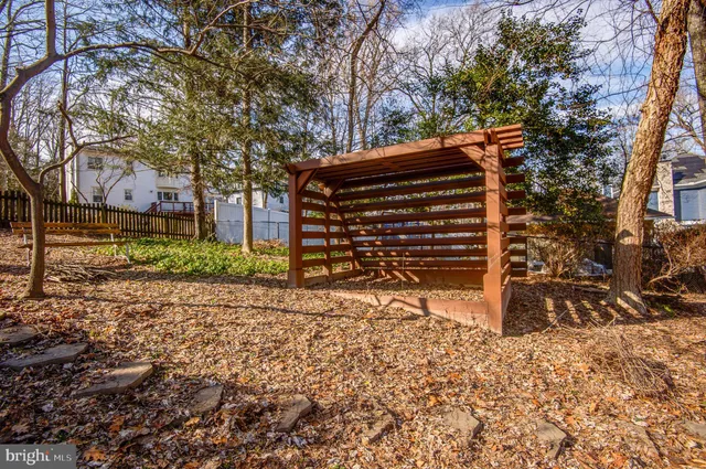 $5,300 | 403 West Rosemary Lane, Falls Church, VA 22046