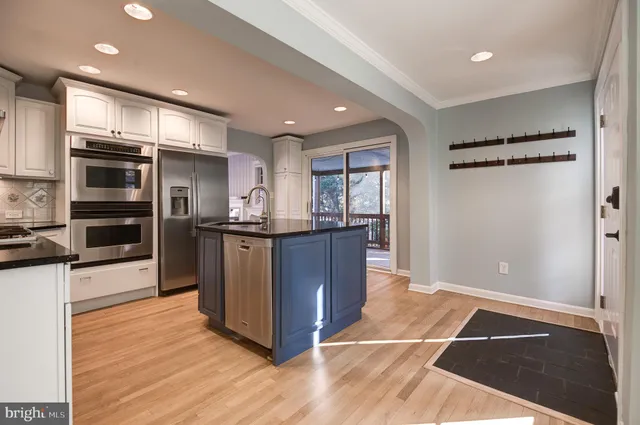 $5,300 | 403 West Rosemary Lane, Falls Church, VA 22046