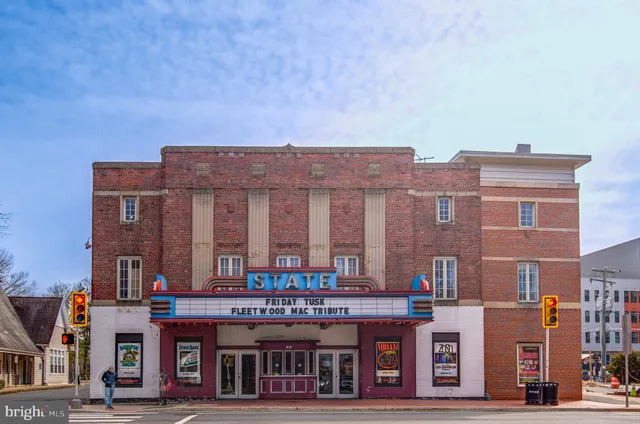 $5,300 | 403 West Rosemary Lane, Falls Church, VA 22046
