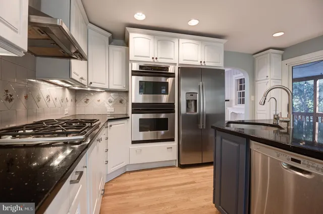 $5,300 | 403 West Rosemary Lane, Falls Church, VA 22046