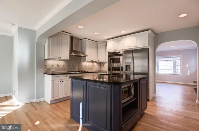 $5,300 | 403 West Rosemary Lane, Falls Church, VA 22046