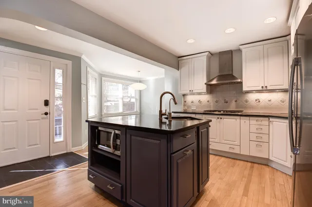 $5,300 | 403 West Rosemary Lane, Falls Church, VA 22046