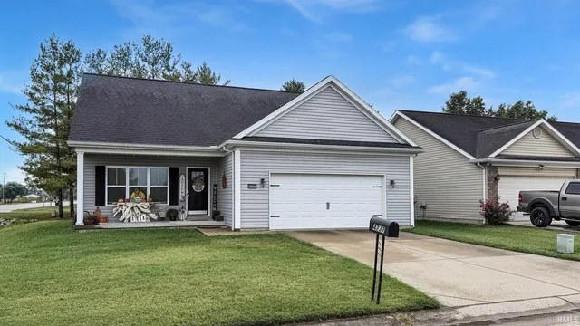 $289,900 | 4737 Peregrine Drive, Evansville, IN 47725