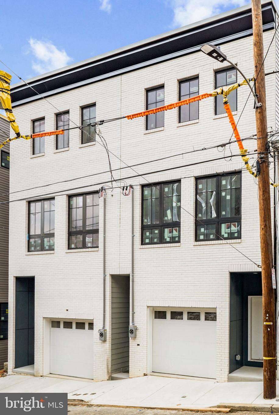 334 Carson Street Philadelphia, PA 19128 - Photo 3 of 5