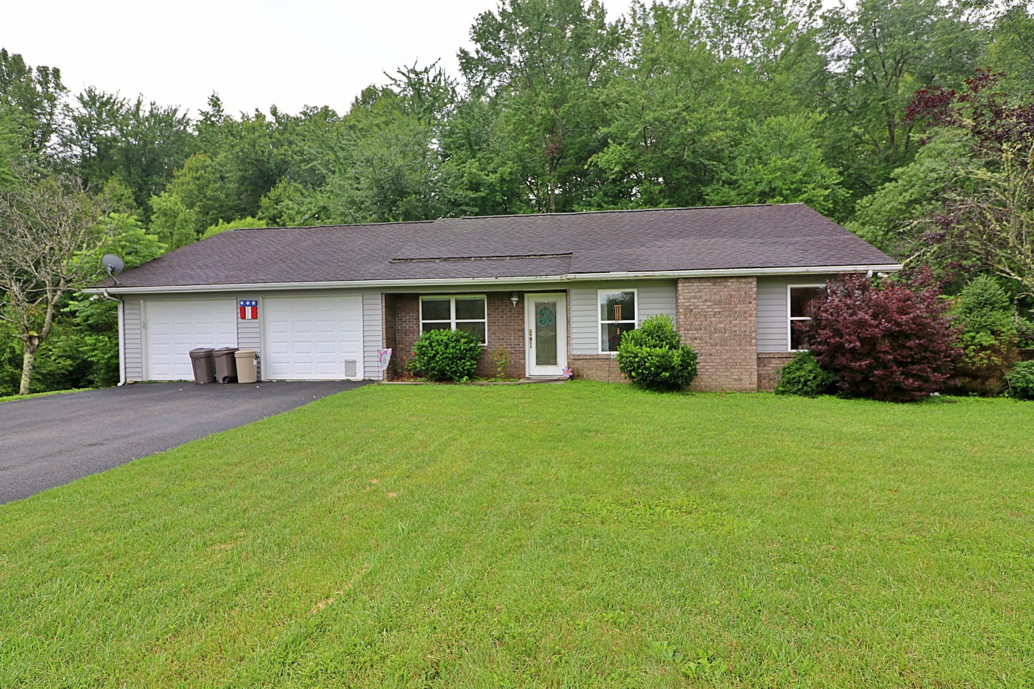 575 Grave Hill Road Oneida, TN 37841 - Photo 1 of 28 Gallery Image 1
