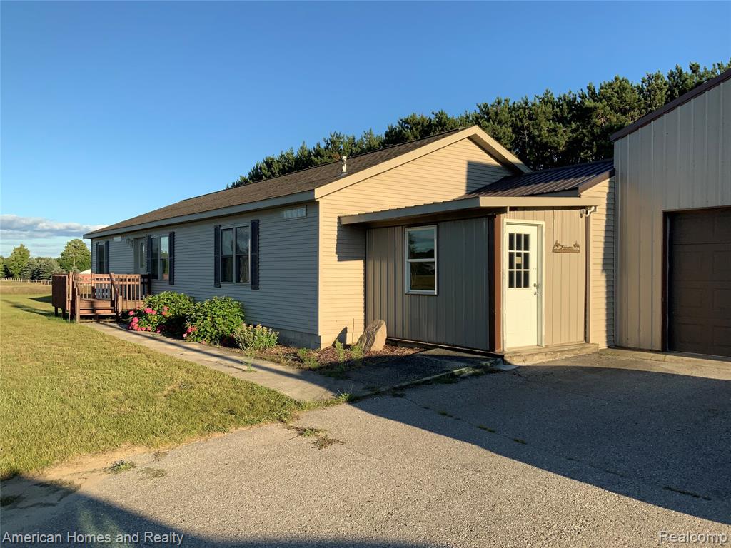 2738 Doerr Road Mancelona, MI 49659 - Photo 2 of 32
