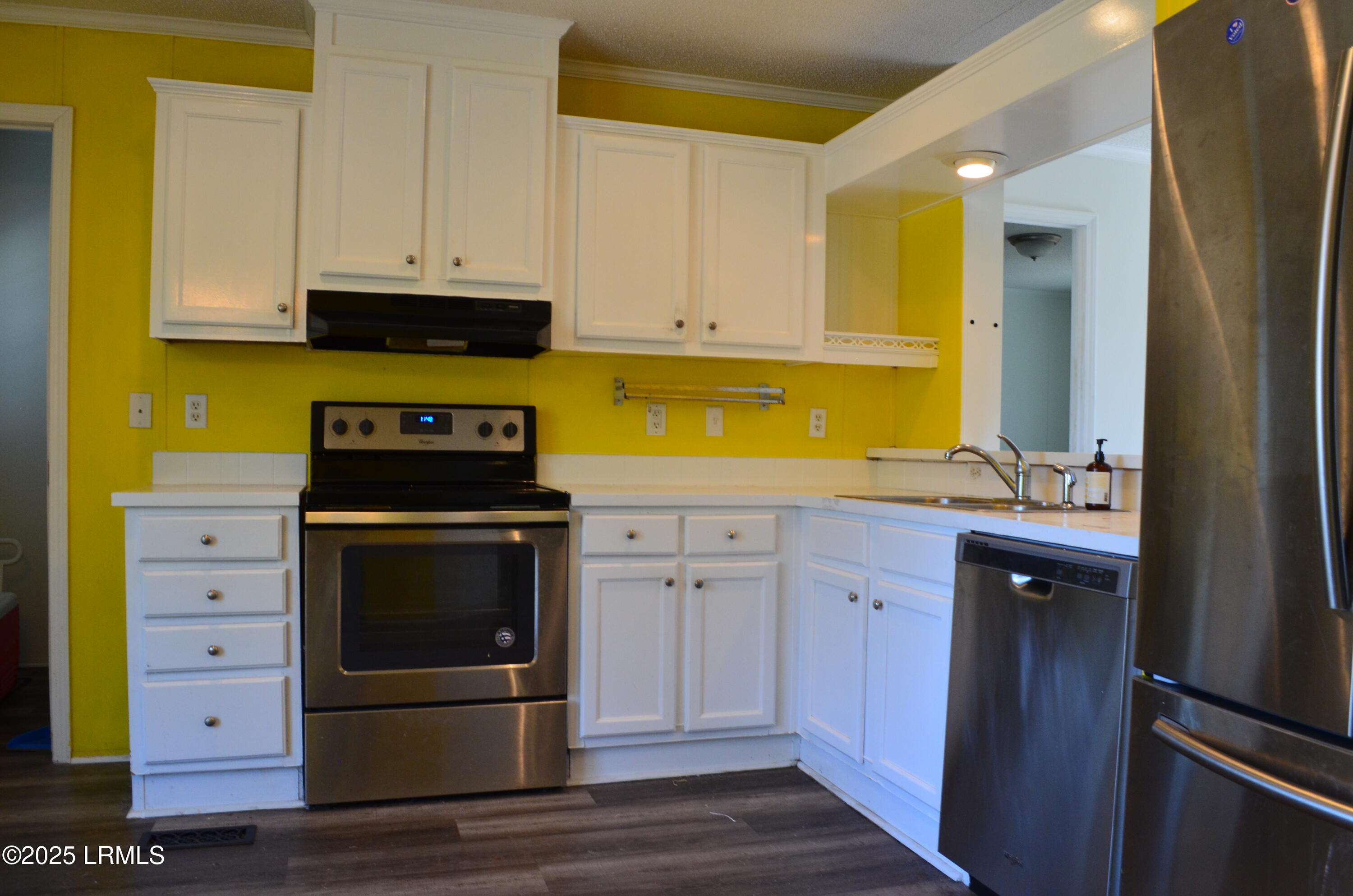 32 Gazebo Road St. Helena Island, SC 29920 - Photo 12 of 53 Kitchen