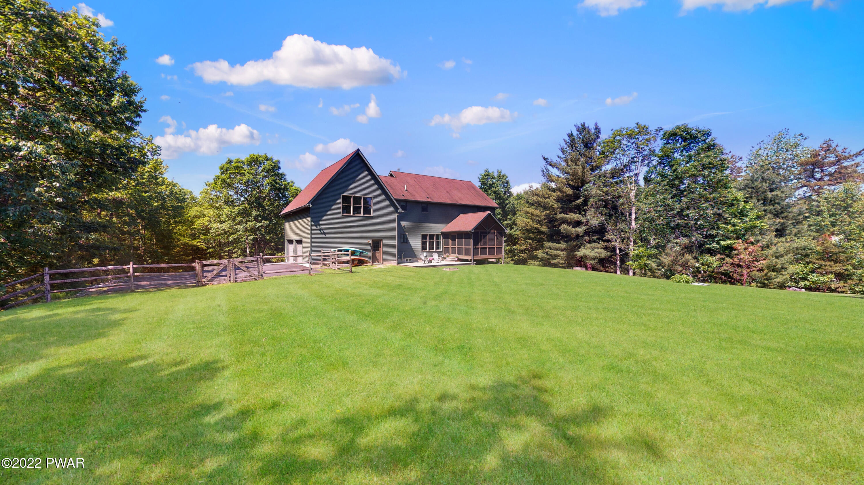 104 Stone Ridge Lane Milford, PA 18337 - Photo 30 of 70 104-Stone-ridge-06032022_191634