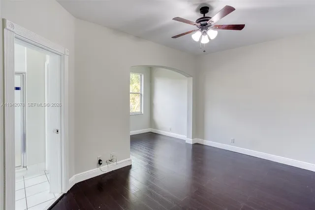 $3,900 | 3755 Southwest 50th Street, Hollywood, FL 33312