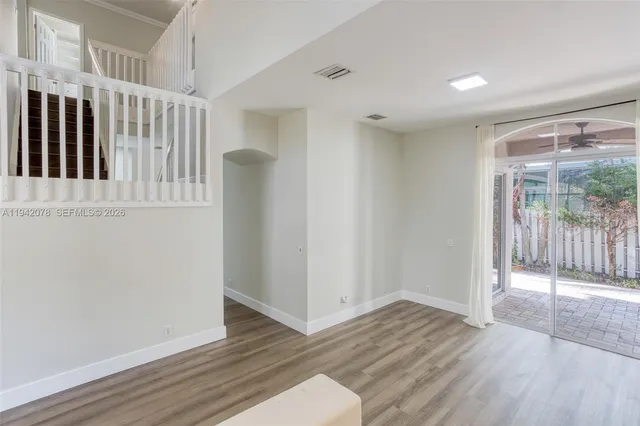 $3,900 | 3755 Southwest 50th Street, Hollywood, FL 33312