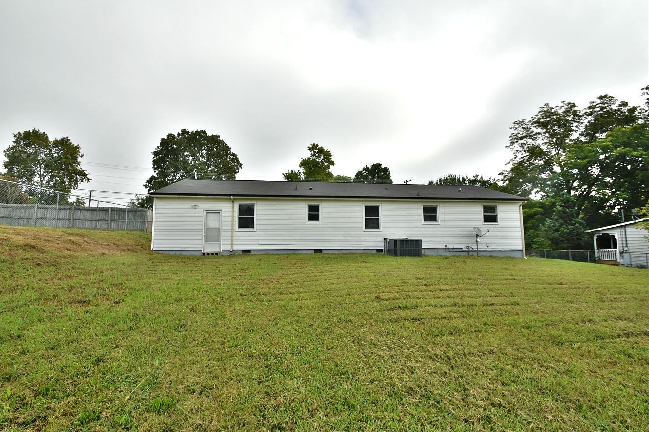 8013 Sharp Road Powell, TN 37849 - Photo 16 of 16 DSC_9003