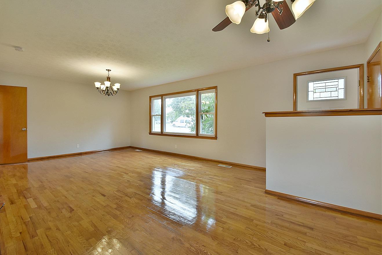 8013 Sharp Road Powell, TN 37849 - Photo 4 of 16 DSC_8990