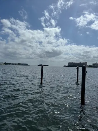 $4,500 | 24 Mangrove Point, St. Petersburg, FL 33705