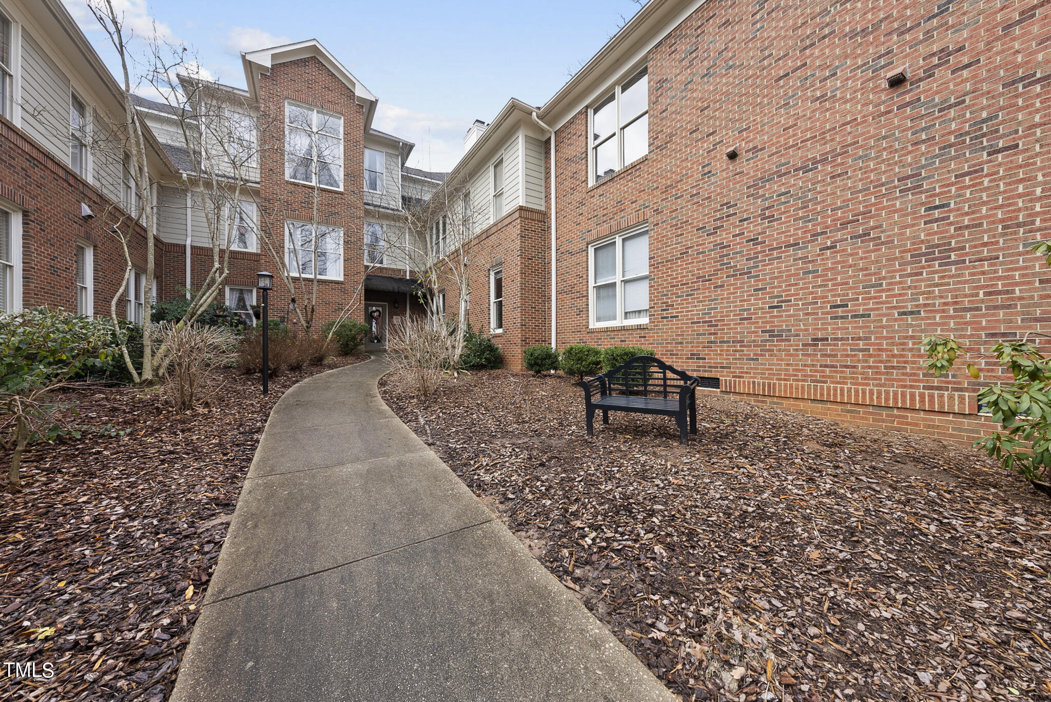 100 Edenburgh Road, Unit 304 Raleigh, NC 27608 - Photo 33 of 38 32