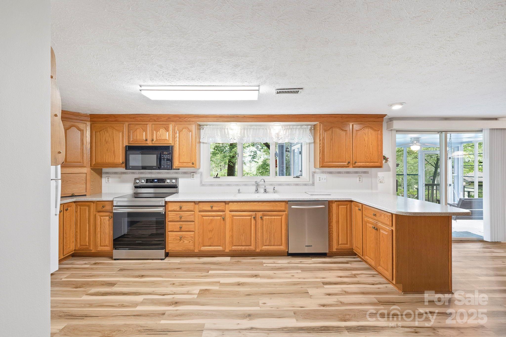 41 Deep Woods Road Mills River, NC 28759 - Photo 12 of 27