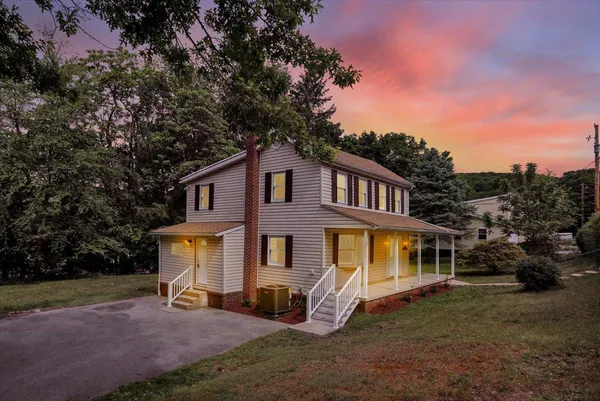 $292,999 | 10 Deer Lane, Pottsville, PA 17901