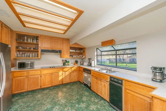 $650,000 | 1476 Poker Bar Road, Douglas City, CA 96024