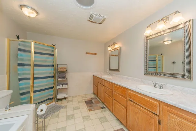 $650,000 | 1476 Poker Bar Road, Douglas City, CA 96024