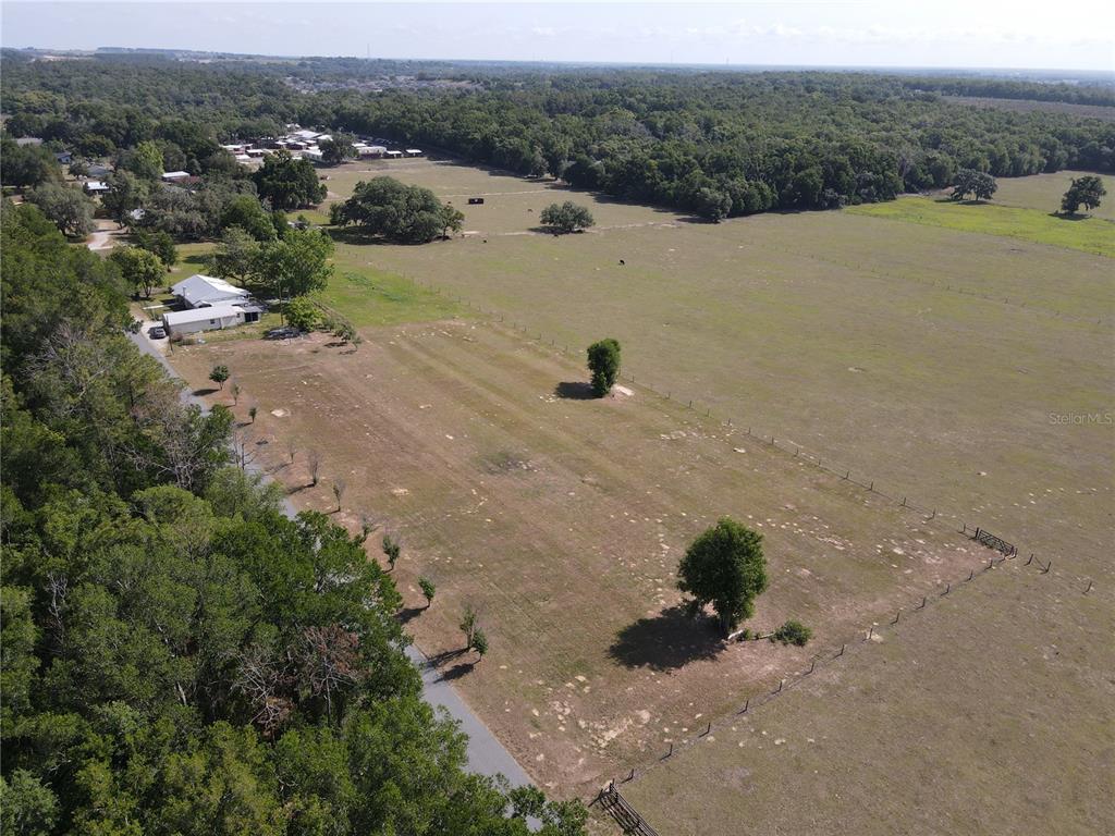 2 Smith Road Dade City, FL 33525 - Photo 8 of 26 Gallery Image 8