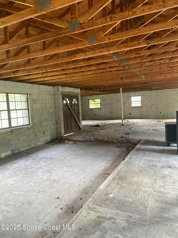 a view of a storage & utility room