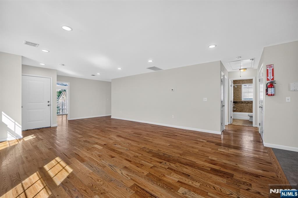 508 Second Avenue, Unit 2 Lyndhurst, NJ 07071 - Photo 5 of 21