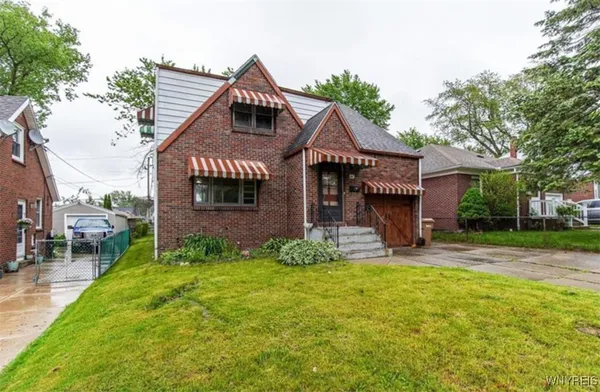 $2,050 | 61 Lynncrest Terrace, Cheektowaga, NY 14225