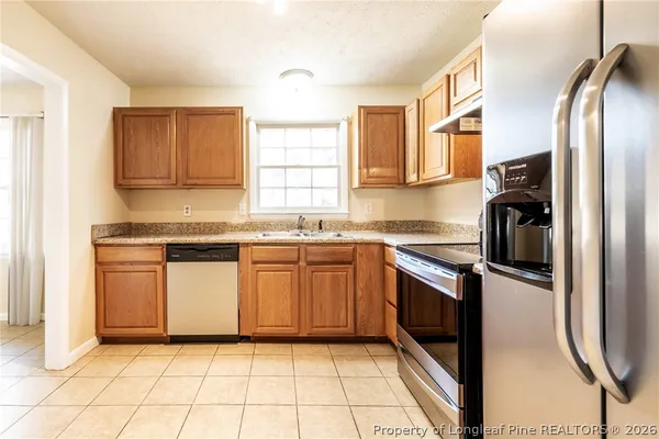 $1,795 | 1113 Oakstone Drive, Fayetteville, NC 28314