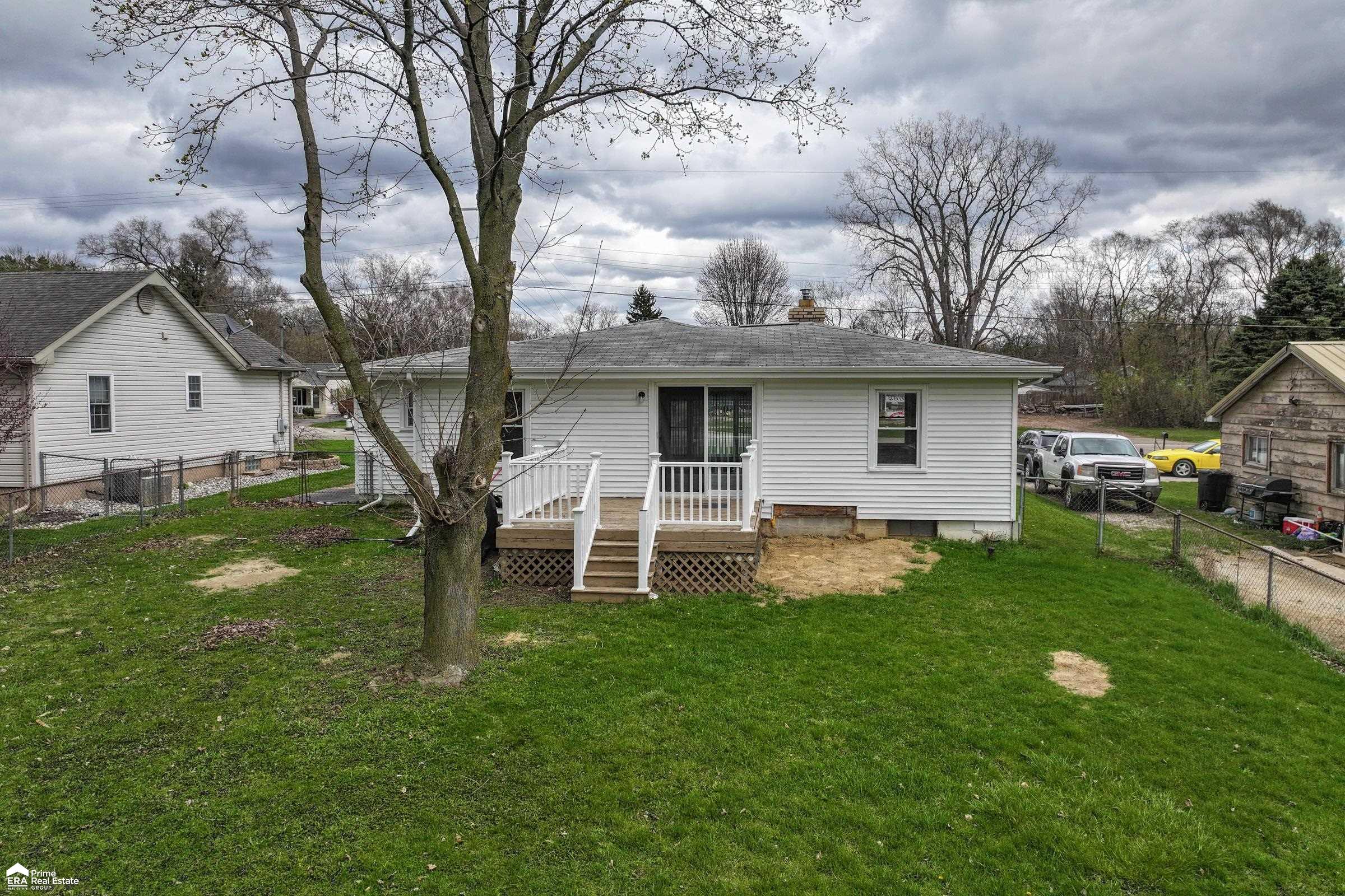 3341 North Genesee Road Flint, MI 48506 - Photo 33 of 33 50172145-b1aed0fd-0e98-4bd8-a91b-f5ba5fcd32ba.JPG