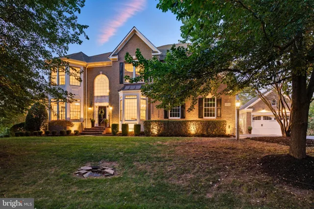 $1,779,990 | 40488 Windcroft Lane, Aldie, VA 20105