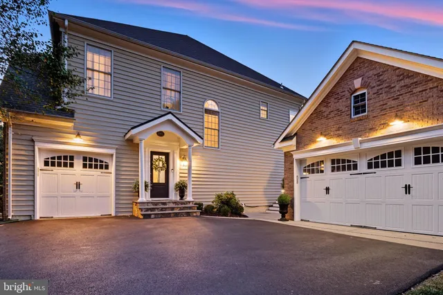 $1,779,990 | 40488 Windcroft Lane, Aldie, VA 20105