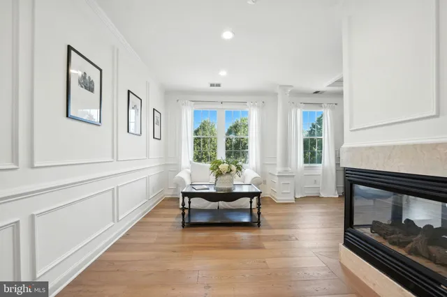 $1,779,990 | 40488 Windcroft Lane, Aldie, VA 20105