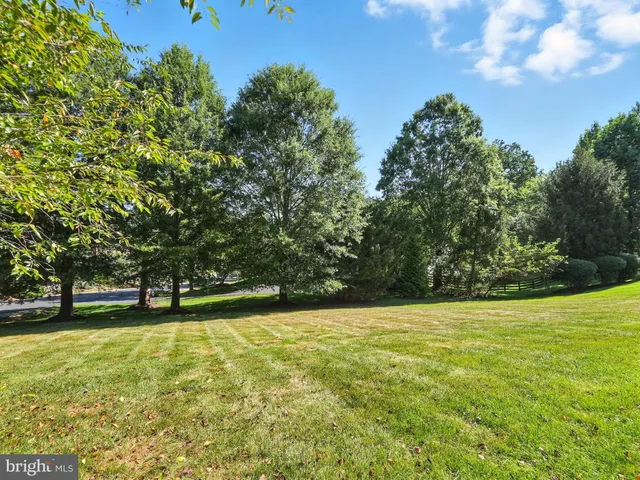 $1,779,990 | 40488 Windcroft Lane, Aldie, VA 20105