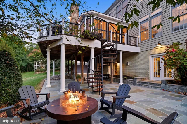 $1,779,990 | 40488 Windcroft Lane, Aldie, VA 20105