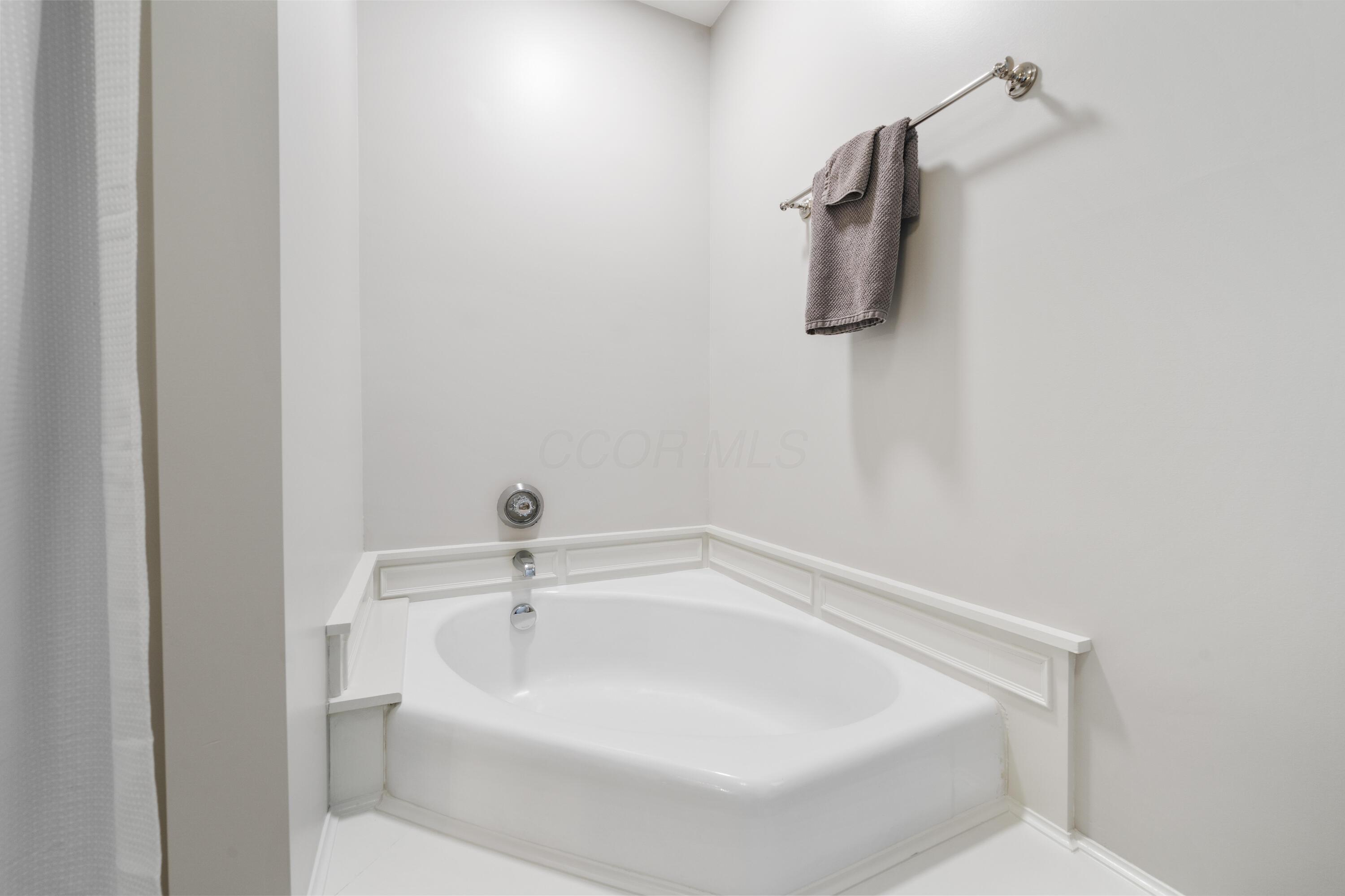 546 Indian Mound Road Columbus, OH 43213 - Photo 71 of 97