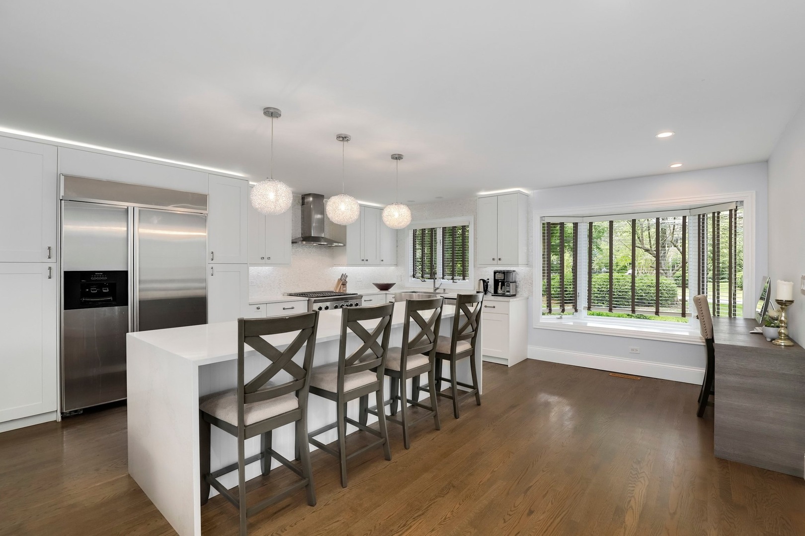 745 Becker Road Glenview, IL 60025 - Photo 4 of 53